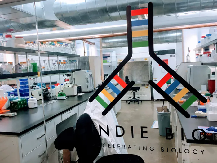 <p>Indie Bio bio hacker spake à San Francisco</p>